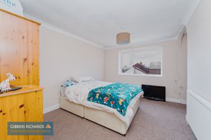 Bedroom- click for photo gallery